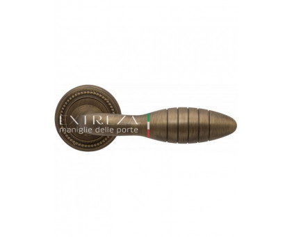 Дверная ручка Extreza "MIREL" (Мирел) 316 на розетке R03 матовая бронза F03