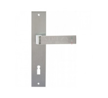Дверная ручка Extreza Hi-tech "SOUND" 106 на планке PL11 KEY матовый хром F05