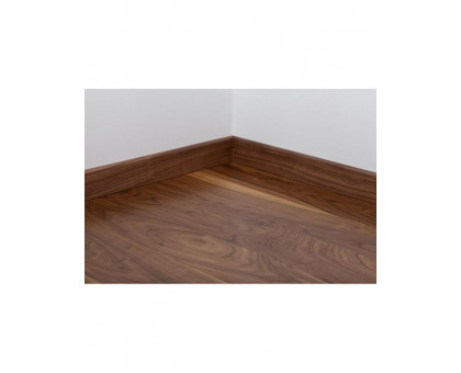 Плинтус шпонированный Tarkett WALNUT 80X20X2400